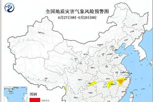 记者：上半场近20分钟内，国足无一次过中线&被中国香港围攻